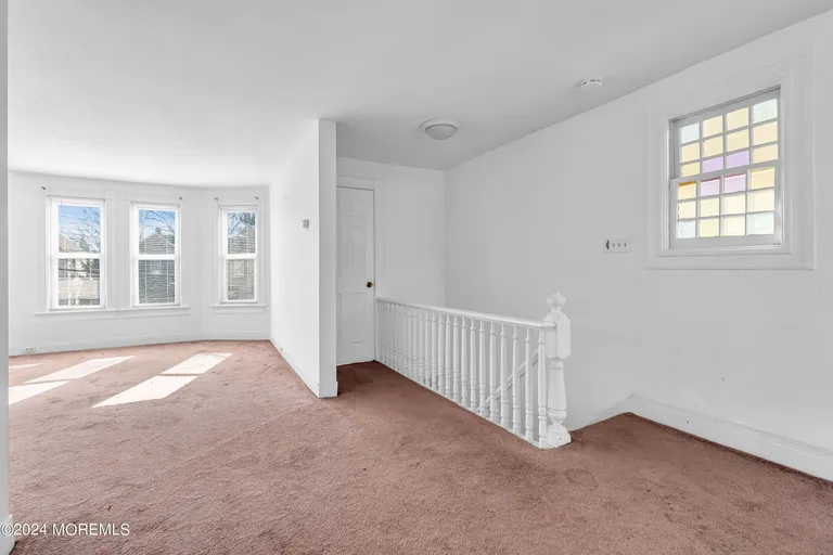New York City Real Estate | View 128 Oakland Street Unit# B | room 1 | View 2