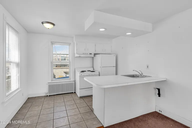 New York City Real Estate | View 128 Oakland Street Unit# B | room 5 | View 6