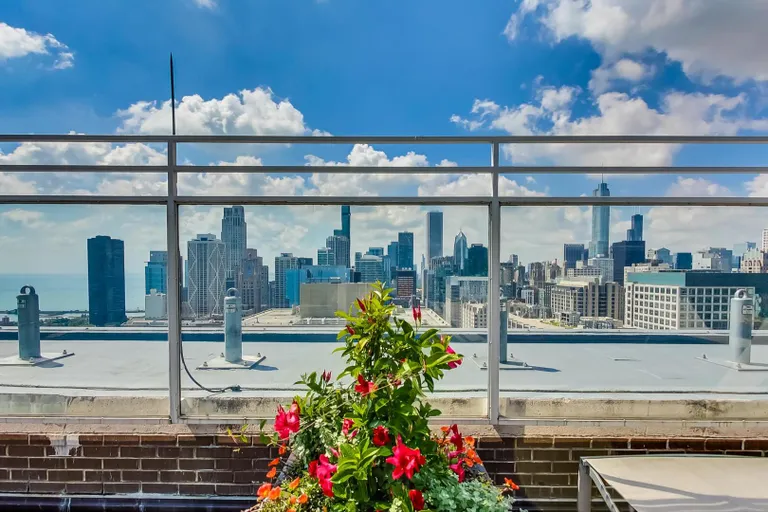 New York City Real Estate | View 260 E Chestnut, 701 | room 29 | View 30