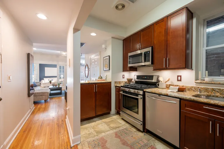 New York City Real Estate | View 444 Jersey Ave #6 | 444 Jersey Ave - Kitchen | View 4