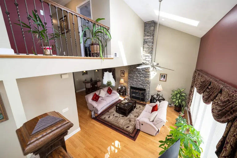 Jersey City/Hoboken Real Estate | View 361 Roosevelt Ave | room 1 | View 2
