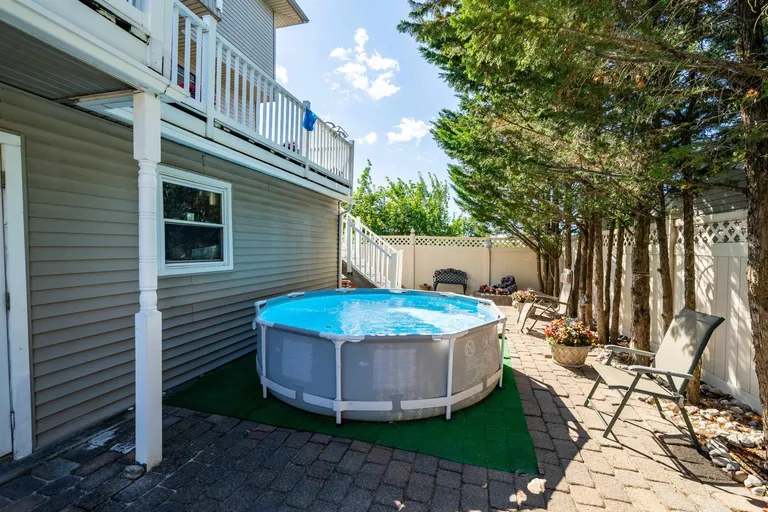 Jersey City/Hoboken Real Estate | View 361 Roosevelt Ave | room 37 | View 38