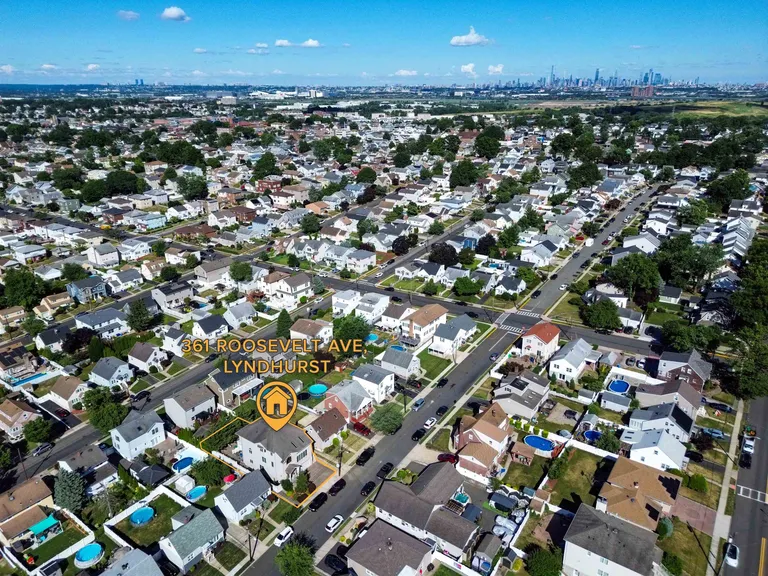 Jersey City/Hoboken Real Estate | View 361 Roosevelt Ave | room 47 | View 48