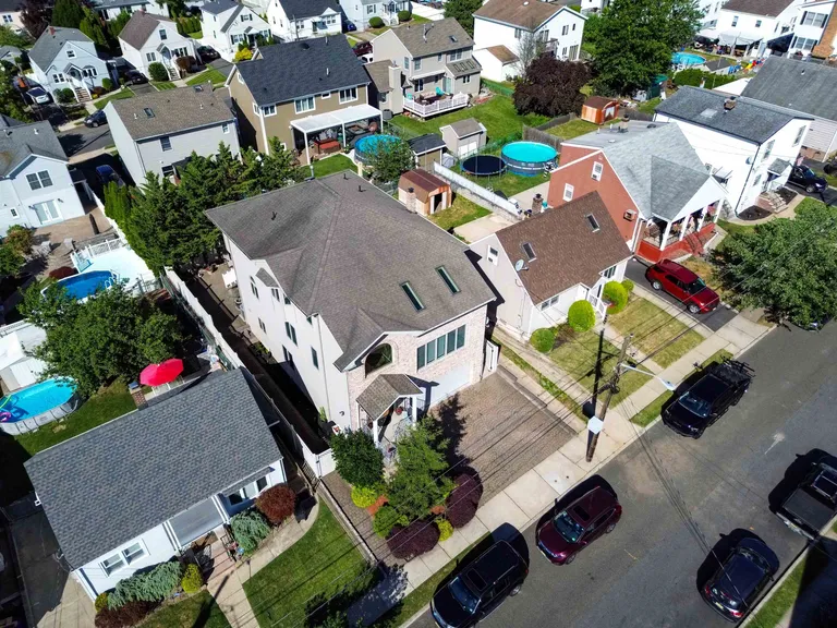 Jersey City/Hoboken Real Estate | View 361 Roosevelt Ave | room 43 | View 44