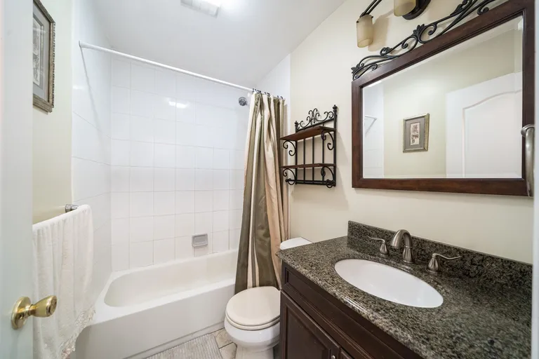 Jersey City/Hoboken Real Estate | View 361 Roosevelt Ave | room 33 | View 34