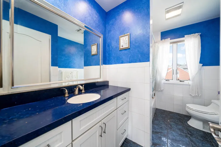 Jersey City/Hoboken Real Estate | View 361 Roosevelt Ave | room 34 | View 35