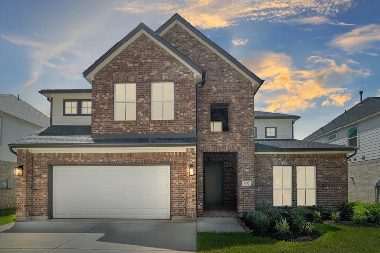 Houston Suburbs Real Estate | View 3032 Mesquite Pod Trail | 4 Beds, 3 Baths | View 1