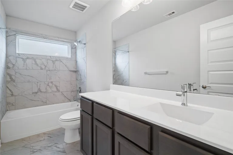 Houston Suburbs Real Estate | View 3032 Mesquite Pod Trail | room 17 | View 18