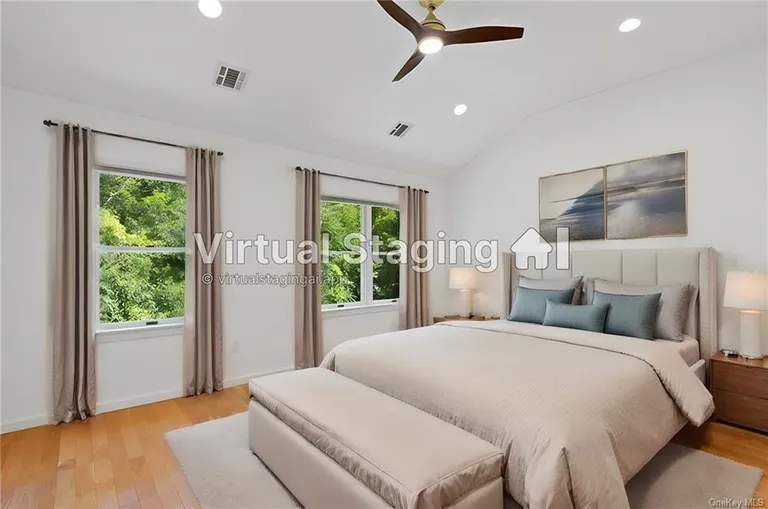 Westchester Real Estate | View 409 Glenwood Drive | room 9 | View 10