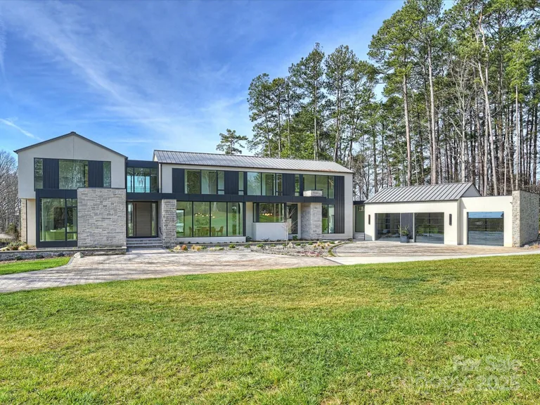 Charlotte Real Estate | View 2536 Brawley School Road | room 2 | View 3