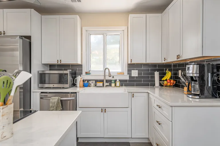 Savannah Real Estate | View 263 Varn Drive | room 13 | View 14
