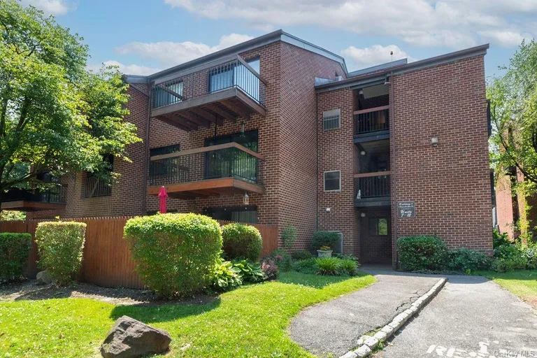 New York City Real Estate | View 4 Bronxville Glen Drive #1-11 | room 1 | View 2