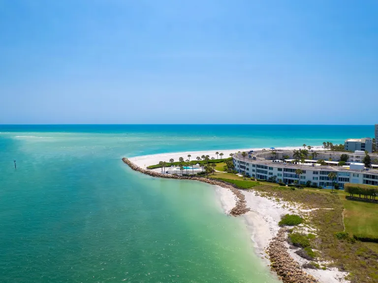 Sarasota/St. Petersburg Real Estate | View 100 Sands Point Road #305 | room 51 | View 52
