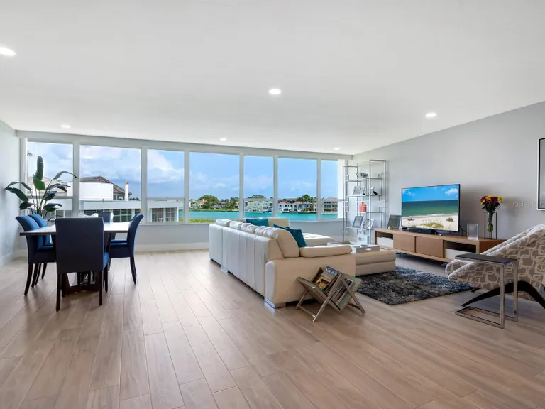 Sarasota/St. Petersburg Real Estate | View 100 Sands Point Road #305 | room 5 | View 6