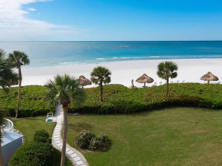 Sarasota/St. Petersburg Real Estate | View 100 Sands Point Road #305 | room 38 | View 39