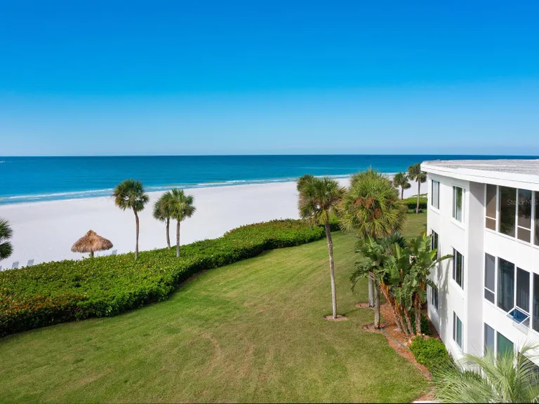 Sarasota/St. Petersburg Real Estate | View 100 Sands Point Road #305 | room 39 | View 40