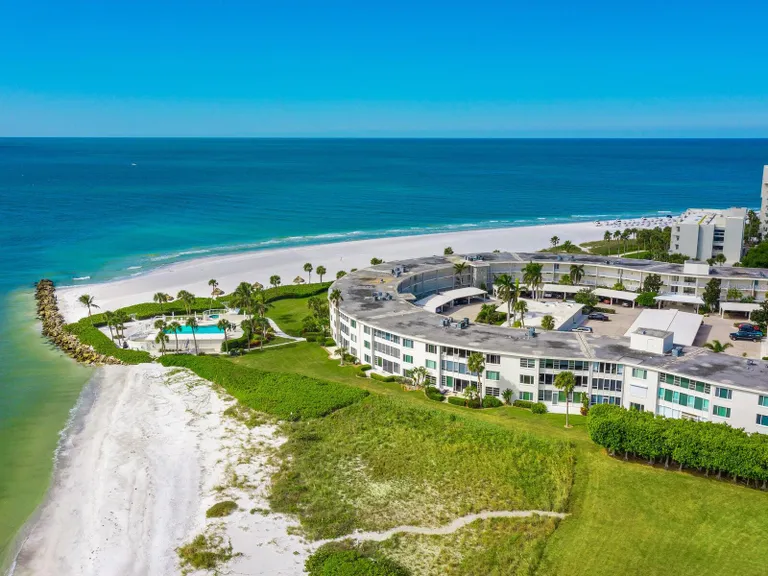 Sarasota/St. Petersburg Real Estate | View 100 Sands Point Road #305 | room 50 | View 51