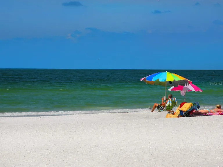 Sarasota/St. Petersburg Real Estate | View 100 Sands Point Road #305 | room 53 | View 54