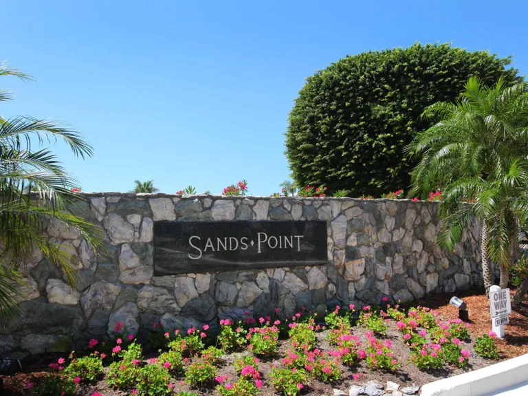 Sarasota/St. Petersburg Real Estate | View 100 Sands Point Road #305 | room 30 | View 31