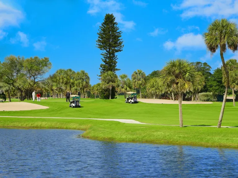 Sarasota/St. Petersburg Real Estate | View 100 Sands Point Road #305 | room 55 | View 56