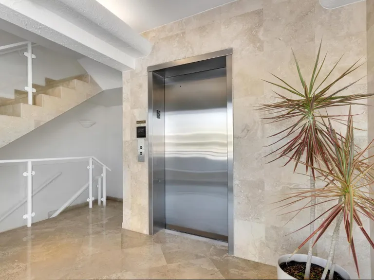 Sarasota/St. Petersburg Real Estate | View 100 Sands Point Road #305 | room 31 | View 32