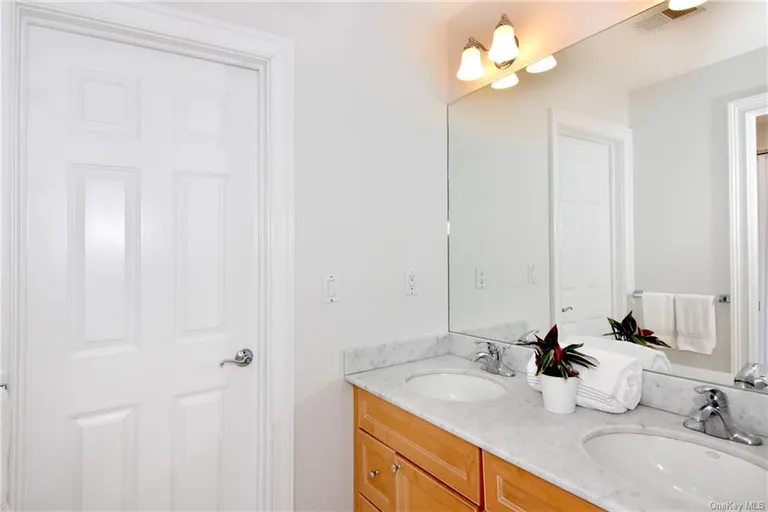 New York City Real Estate | View 299 Riverview Road | room 59 | View 60