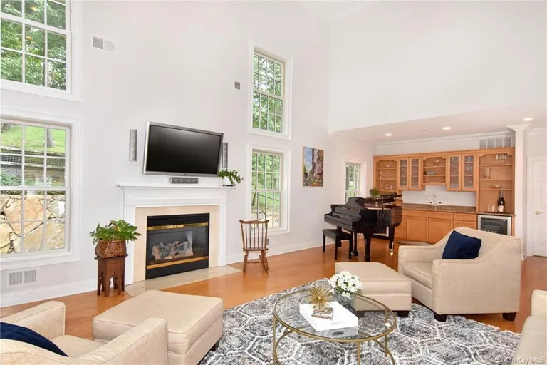 New York City Real Estate | View 299 Riverview Road | room 51 | View 52