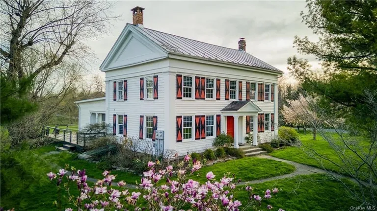Hudson Valley Real Estate | View 261 Kipp Road | 4 Beds, 4 Baths | View 1