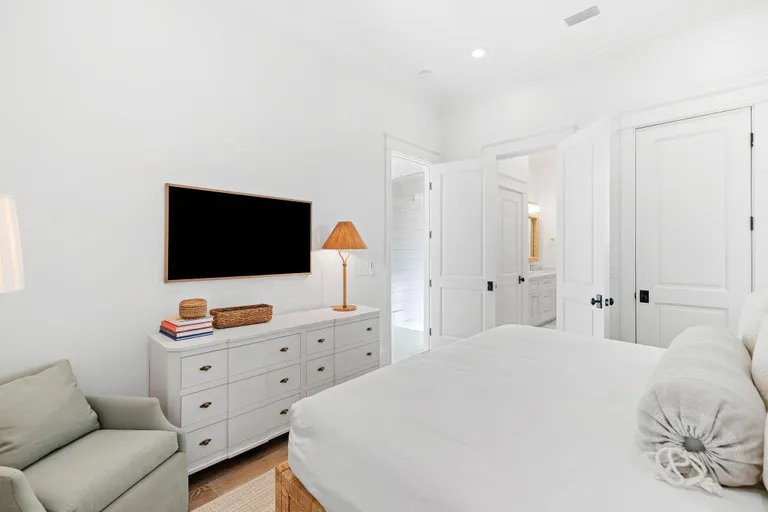 New York City Real Estate | View 75 Compass Point Way | room 34 | View 35