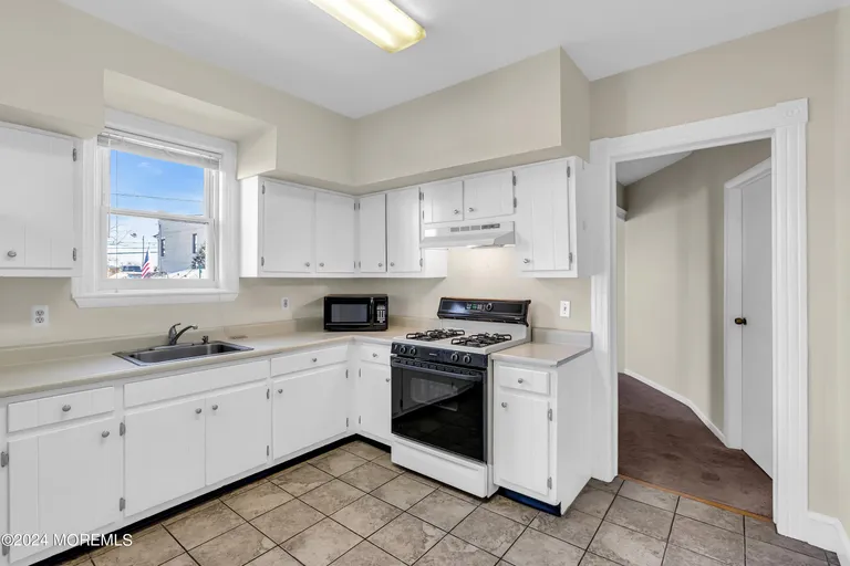 New York City Real Estate | View 128 Oakland Street Unit# A | room 11 | View 12