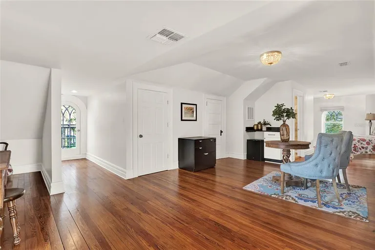 Central Florida Real Estate | View 721 Delaney Avenue | room 25 | View 26