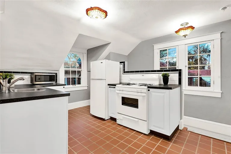 Central Florida Real Estate | View 721 Delaney Avenue | room 36 | View 37