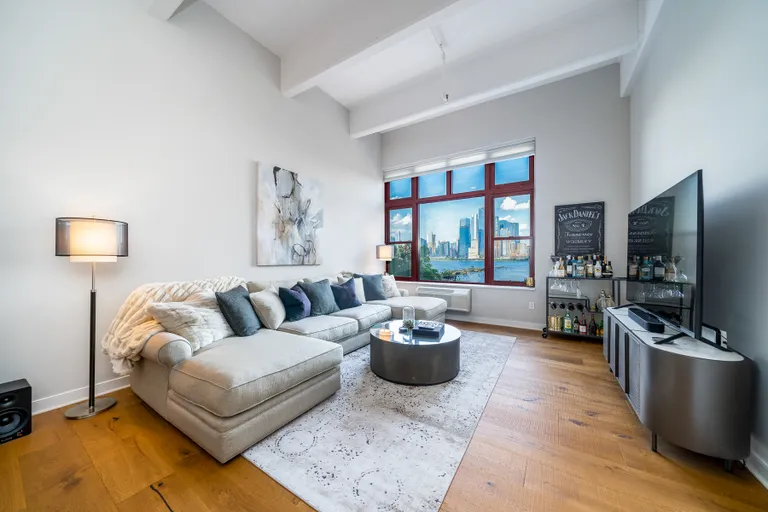 New York City Real Estate | View 1500 Hudson St #2I | IMG-7 | View 4