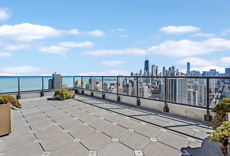 New York City Real Estate | View 1660 N Lasalle, 707 | room 7 | View 8