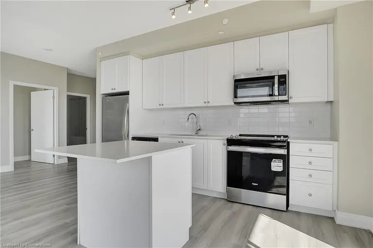 New York City Real Estate | View 55 Duke Street W 1409 | Photo1 | View 16