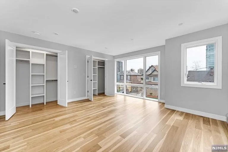 New York City Real Estate | View 695 Hillside Avenue | room 18 | View 19