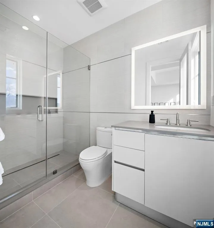 Bergen County Real Estate | View 16 Stone Bridge Court | room 26 | View 27