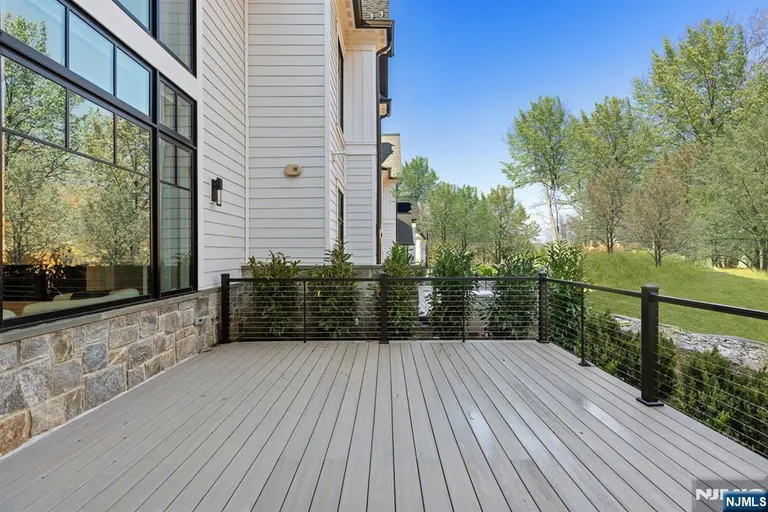 Bergen County Real Estate | View 16 Stone Bridge Court | room 37 | View 38