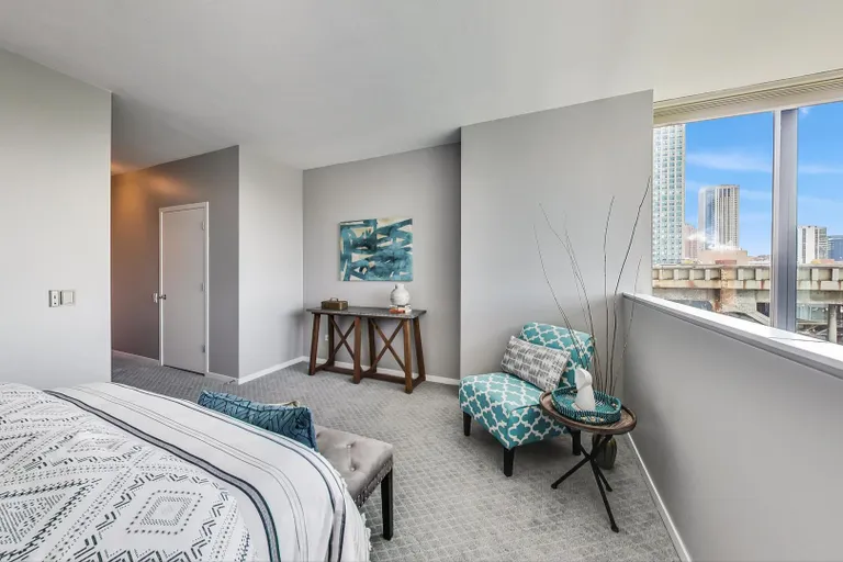 New York City Real Estate | View 600 N Kingsbury, 302 | room 12 | View 13