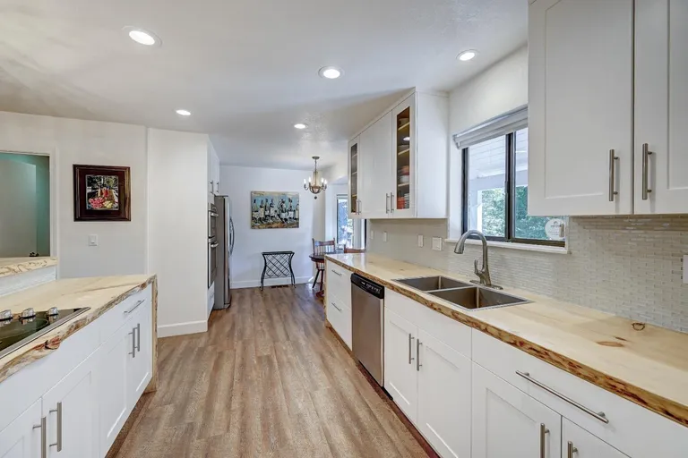 New York City Real Estate | View 2304 Mustang Road | room 11 | View 12