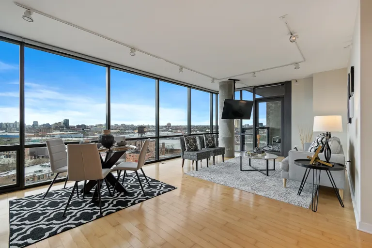 New York City Real Estate | View 860 W Blackhawk, 1108 | room 4 | View 5