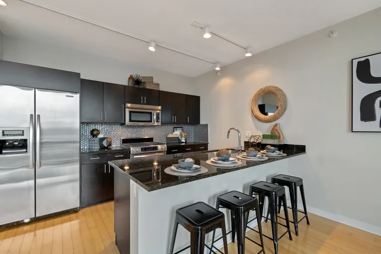 New York City Real Estate | View 860 W Blackhawk, 1108 | room 12 | View 13