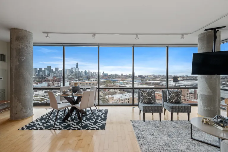 New York City Real Estate | View 860 W Blackhawk, 1108 | room 9 | View 10