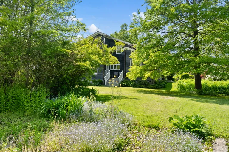 39 Grinnell Street, Rhinecliff, NY 12574 Property for sale