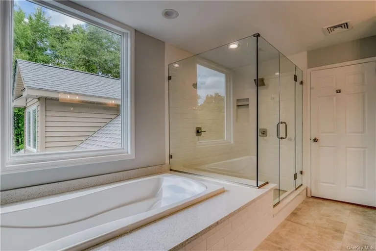 New York City Real Estate | View 30 Sunset Drive | room 22 | View 23
