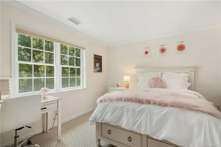 New York City Real Estate | View 120 Lily Pond Lane | room 13 | View 14