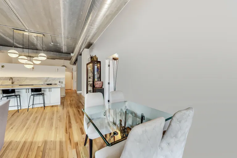 New York City Real Estate | View 1635 W Belmont, 206 | room 7 | View 8