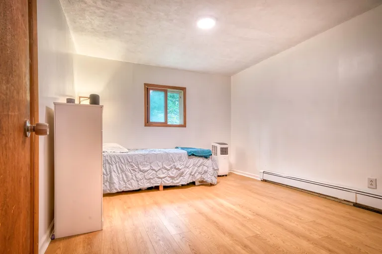 New York City Real Estate | View 15 Cook Lane | room 15 | View 16