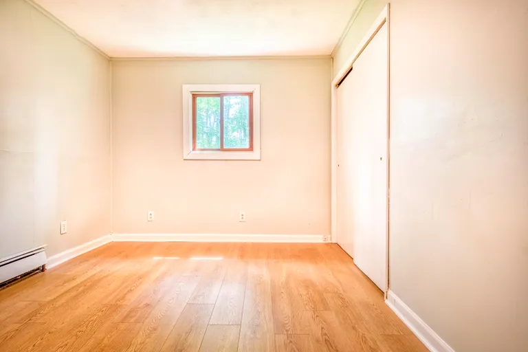 New York City Real Estate | View 15 Cook Lane | room 12 | View 13