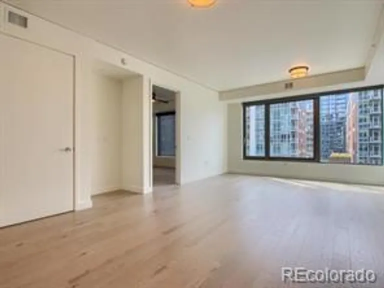 New York City Real Estate | View 1750 Wewatta Street Unit# 927 | room 6 | View 7